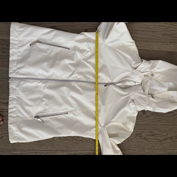 Wind and water Resistance Jacket - Picture 5 of 12